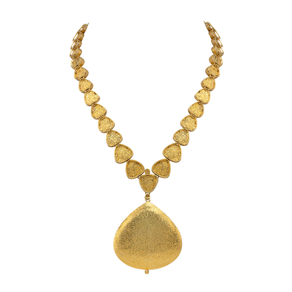 Triangular Polki Pendant with Jadai Detailing and Partash